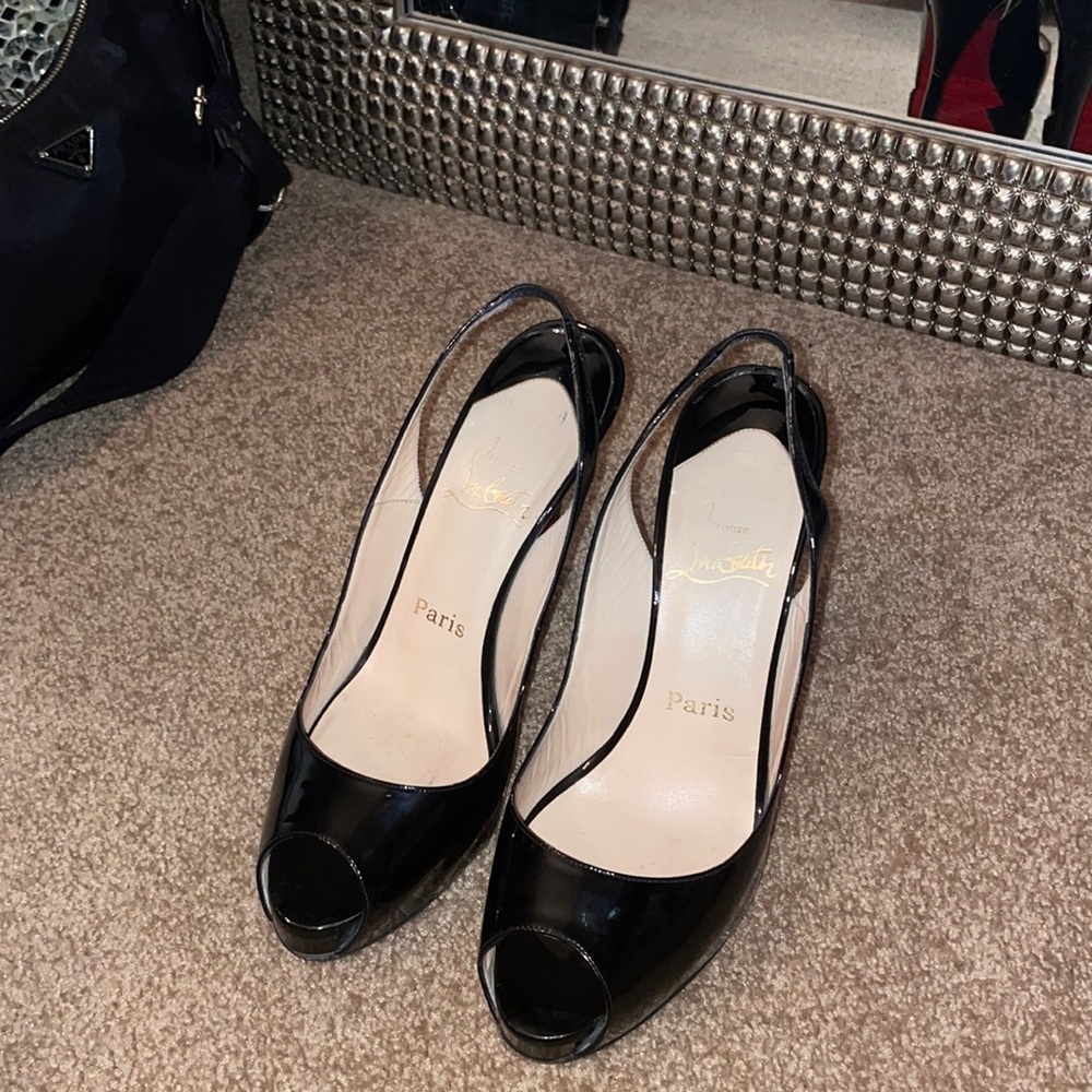 •LOUBOUTIN• - Picture 3 of 15